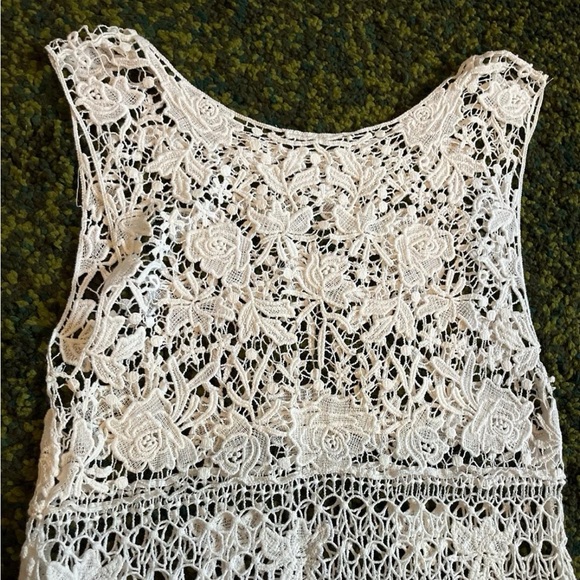 Vintage 1960s lace dress - Picture 2 of 6